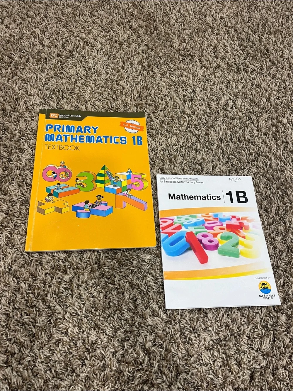 SINGAPORE PRIMARY MATH ✏️ - Picture 1 of 4